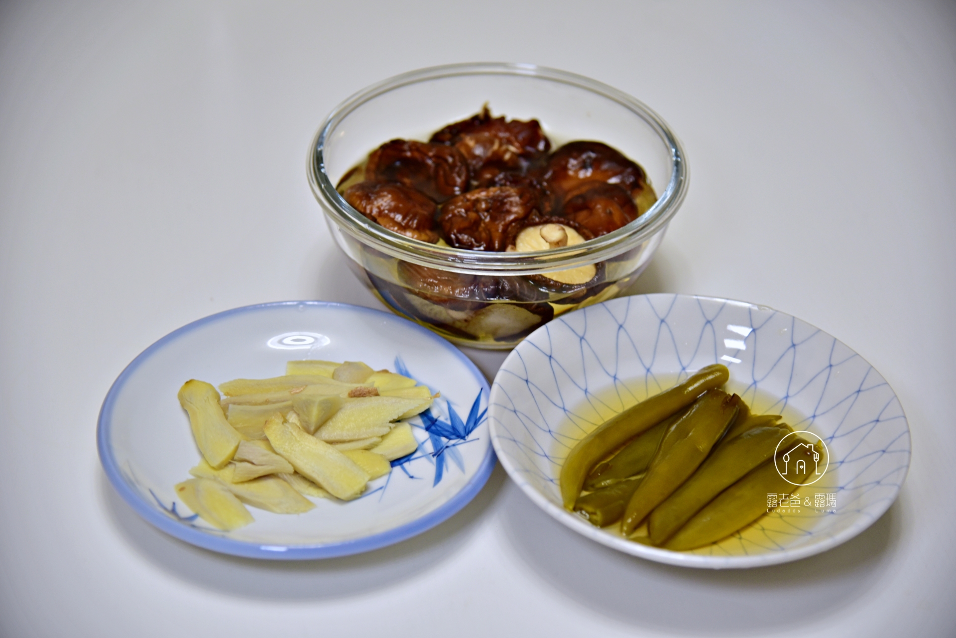 【食譜】剝皮辣椒香菇雞湯｜好吃的做法與小撇步，微辣回甘的經典台灣味