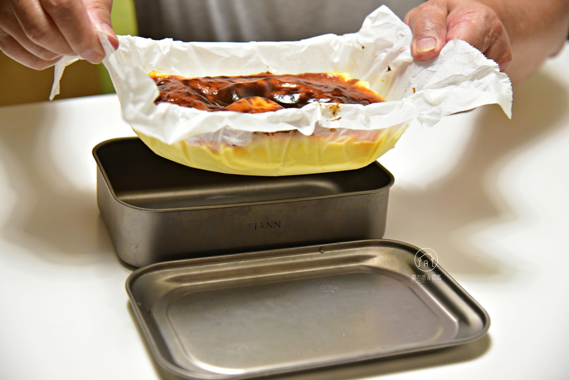 做法最簡單零失敗巴斯克優格蛋糕｜輕盈滑順版，不用乳酪也好吃！