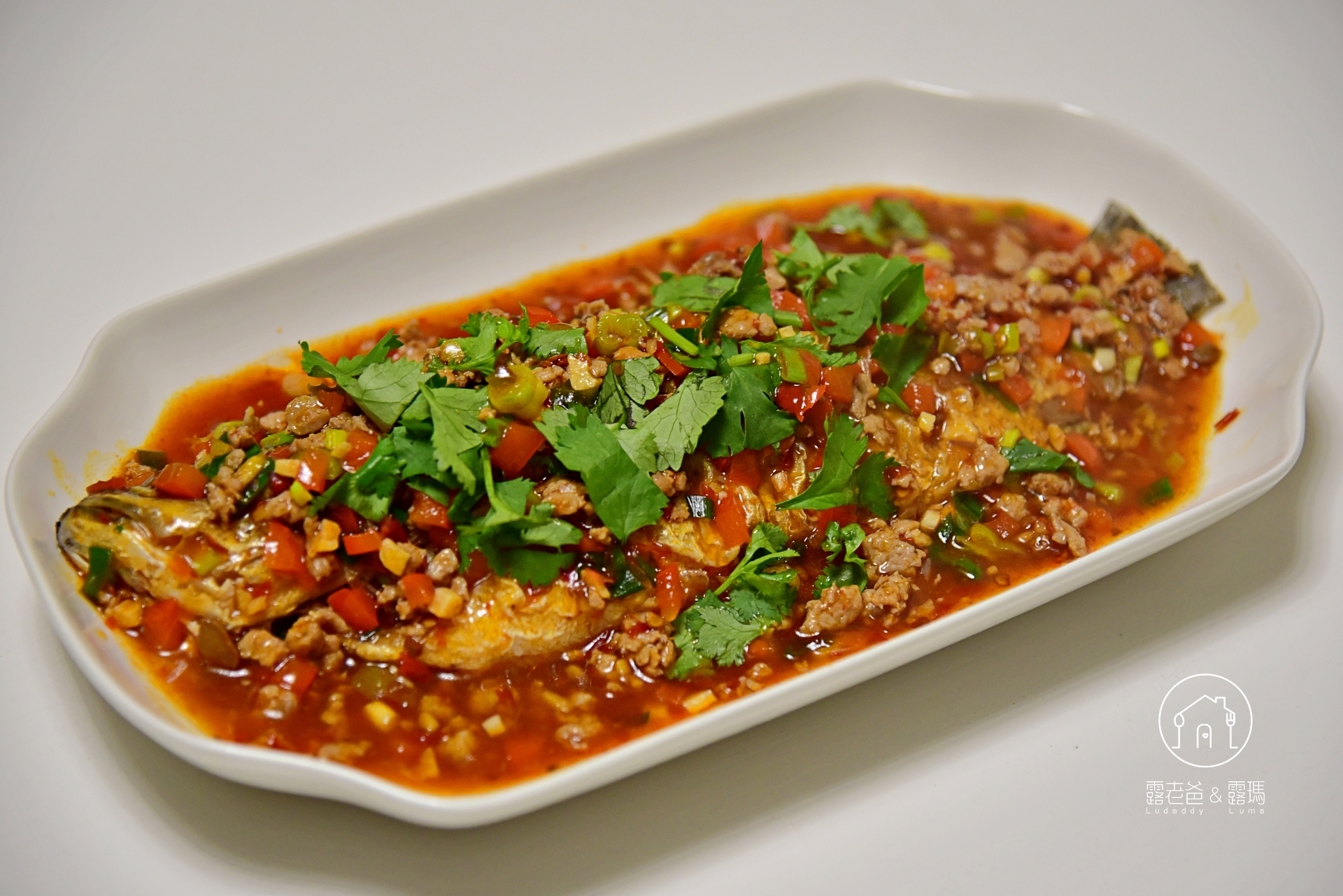 網站近期文章：【食譜】川味豆瓣魚｜簡易家常做法，過年過節宴客的魚料理推薦