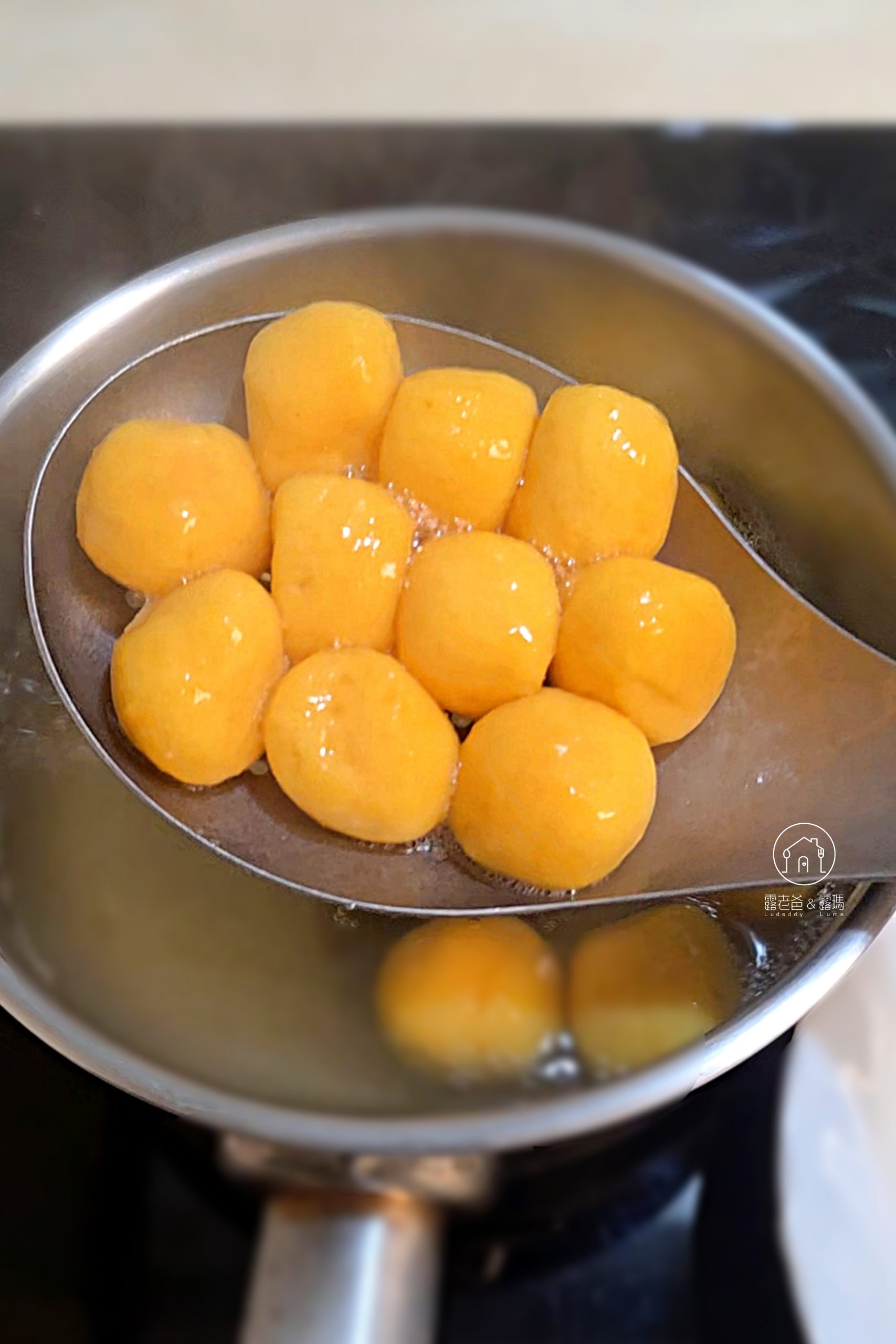 【食譜】QQ地瓜圓甜湯做法｜一份地瓜麵團兩種吃法，Q彈不硬的番薯圓