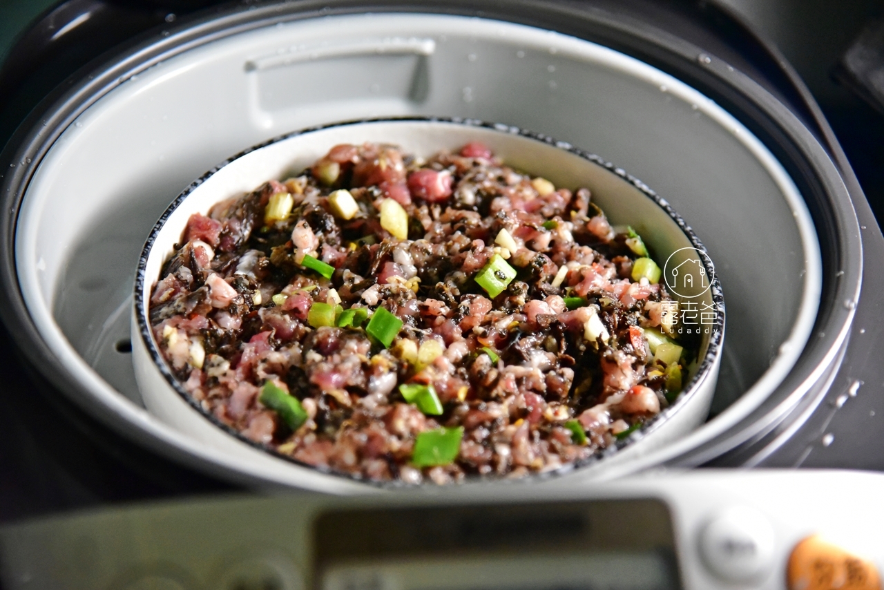 梅乾菜蒸肉食譜｜電鍋版梅干菜蒸肉，鹹香下飯又適合帶便當