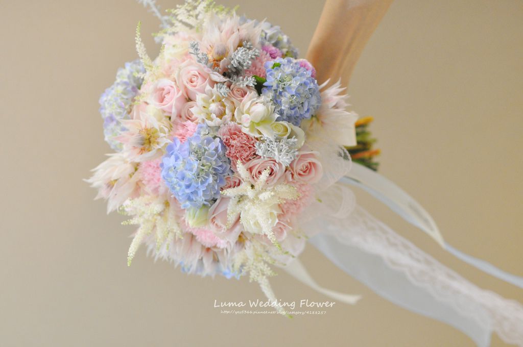 【婚禮花藝 Wedding Flowers】柔嫩透亮帶著晶透感的結晶系新娘捧花.胸花 @露老爸&amp;露瑪